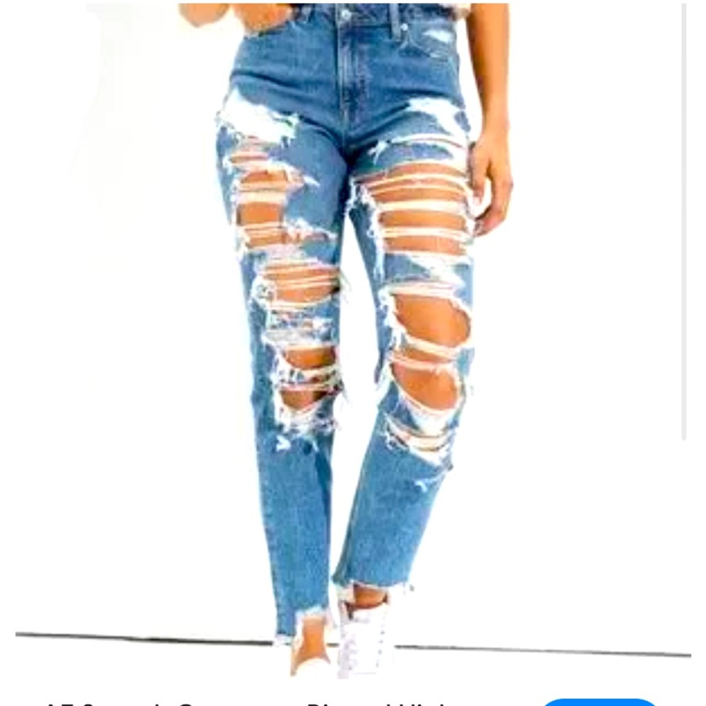 AE Stretch Ripped Highest waist mom jeans